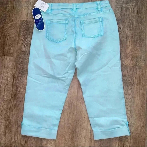 Diane Gilman DG2 Jeans Great Condition Size  16 Petite Lots of Stretch ❤️ NWT - Picture 3 of 7